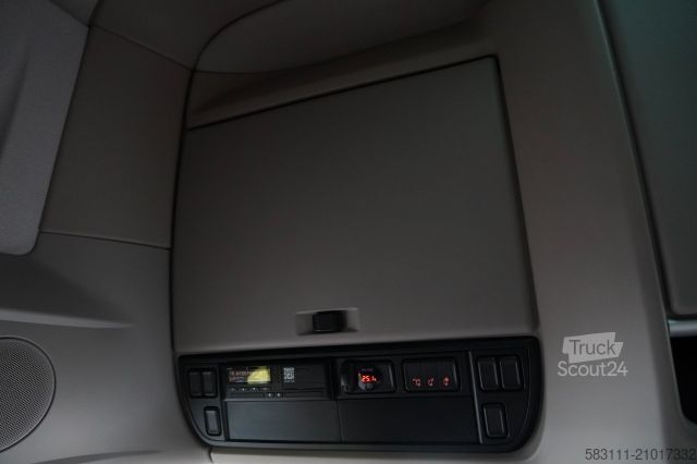 Standard nyergesvontató DAF XF 480 / LOW DECK / SUPER SPACE CAB / MEGA / 202