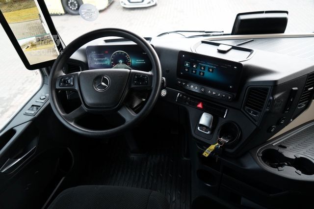 Tracteur routier standard MERCEDES-BENZ ACTROS 1851 / RETARDER  / GIGA SPACE  / EURO 6 /