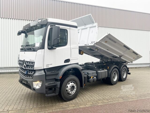 Driezijdige kipper Mercedes-Benz Arocs 2645 K 6x4 Arocs 2645 K 6x4, MultimediaCockpit, Bordmatik links