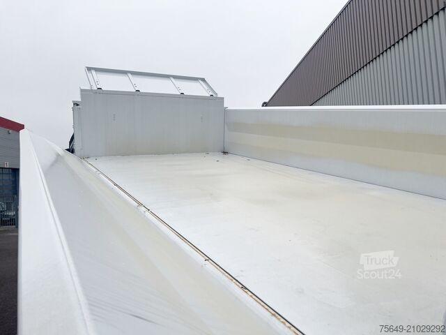 Driezijdige kipper Mercedes-Benz Arocs 2645 K 6x4 Arocs 2645 K 6x4, MultimediaCockpit, Bordmatik links