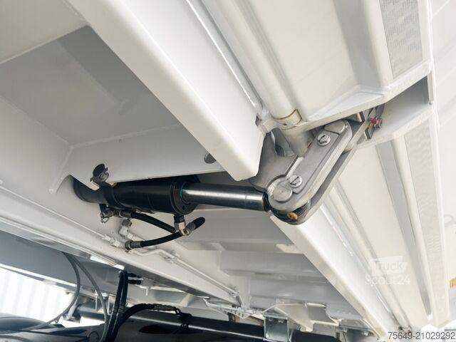 Driezijdige kipper Mercedes-Benz Arocs 2645 K 6x4 Arocs 2645 K 6x4, MultimediaCockpit, Bordmatik links