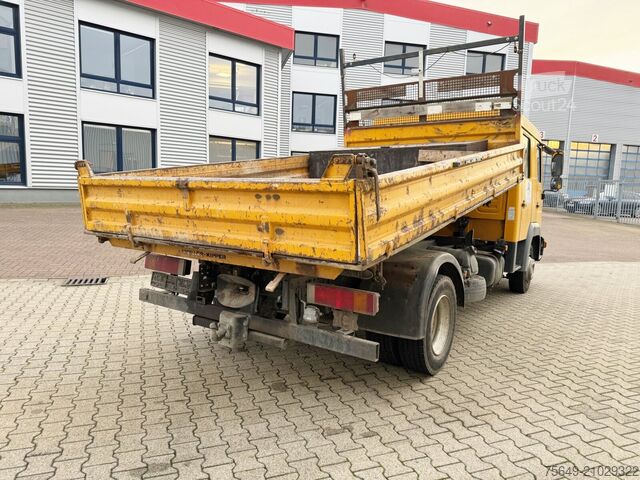 Benne tri-benne MAN LE 8.180 4X2 BB Doka LE 8.180 4X2 BB Doka, 2x AHK