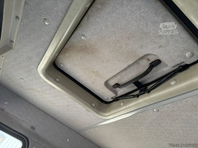 Benne tri-benne MAN LE 8.180 4X2 BB Doka LE 8.180 4X2 BB Doka, 2x AHK