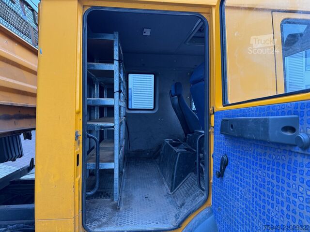 Benne tri-benne MAN LE 8.180 4X2 BB Doka LE 8.180 4X2 BB Doka, 2x AHK