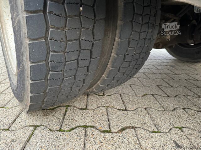 Benne tri-benne MAN LE 8.180 4X2 BB Doka LE 8.180 4X2 BB Doka, 2x AHK