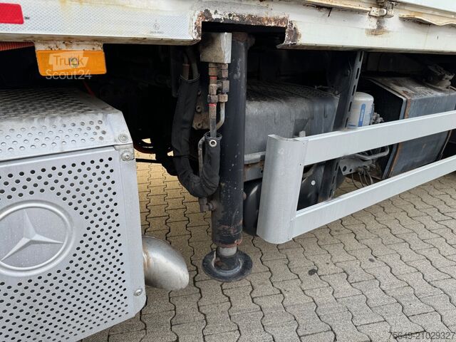 Truck mounted crane Mercedes-Benz Axor 2536/43 L 6x2 Axor 2536/43 L 6x2 mit Heckkran Palfinger PK 24502 F