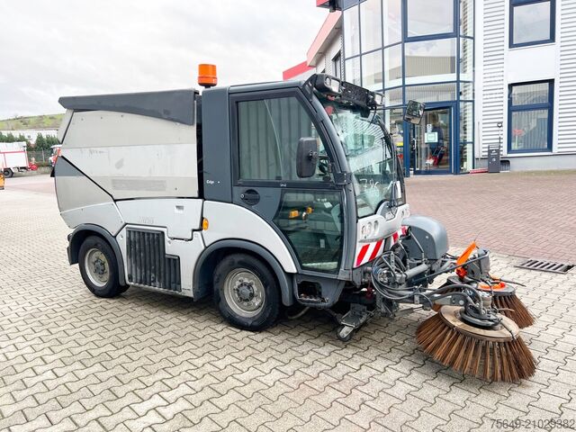 Fourgon personnalisé Hako Multicar Citymaster 2000 2B Kehrmaschine 4x2 Multicar Citymaster 2000 2B Kehrmaschine 4x2