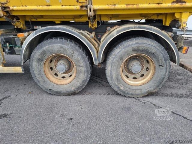 Camion-benne tricar Renault Kerax 380.26 6x4 Kerax 380.26 6x4, Bordmatik links