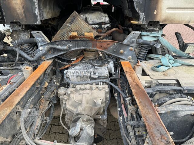 Châssis de camion  FM 380 6x4 R mit Brandschaden FM 380 6x4 R mit Brandschaden