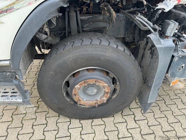 Châssis de camion  FM 380 6x4 R mit Brandschaden FM 380 6x4 R mit Brandschaden