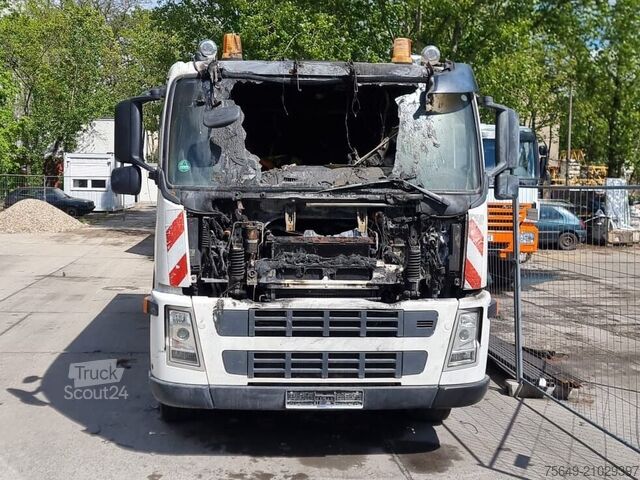 Châssis de camion  FM 380 6x4 R mit Brandschaden FM 380 6x4 R mit Brandschaden