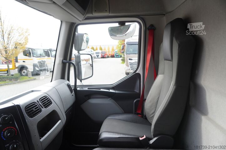 Car carrier truck Renault D16 / NEW Tow truck 7.7 m / 170 tho. km