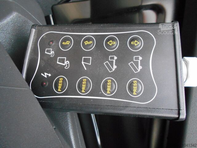 Balayeuse de voirie Mercedes-Benz Atego 1324 LKO 4x2 / Themis SHY7BD