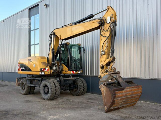 Kolesové rýpadlo Caterpillar M316D