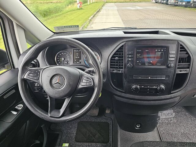 Carrinha de tejadilho alto MERCEDES-BENZ EVITO 66Kwh Wltp 292 kms