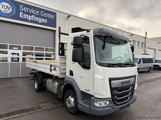 Véhicule utilitaire Daf LF 230 FA 3-S-Kipper Automatik 2x AHK+Hydraulik