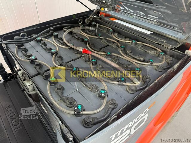 Gabelstapler Toyota 8 FBM 20 T