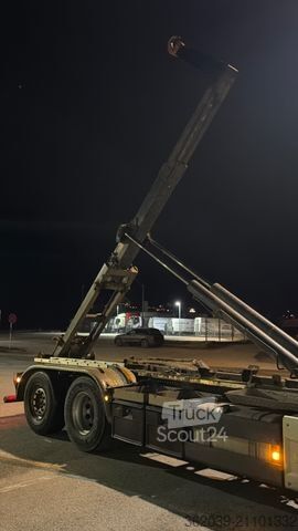 Roll-off tipper truck MAN TGX 26.440 6X2 Abrollkipper Blatt Luft Lift Ret.