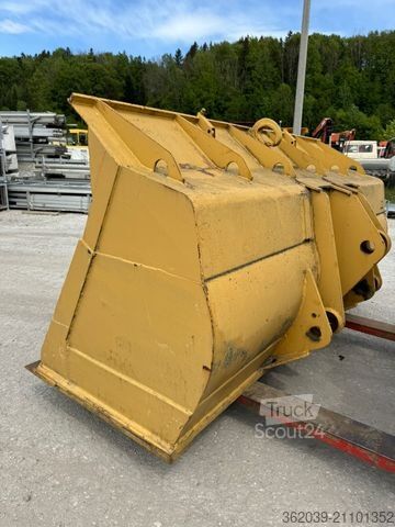 Погрузчик с колёсным шасси CATERPILLAR 966G ES NUR DER SCHAUFFEL 4,2 CUBIC WINKELBAUER