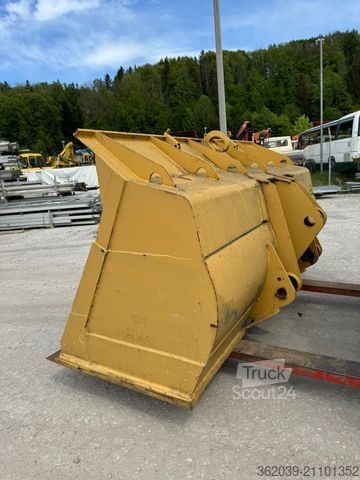 Погрузчик с колёсным шасси CATERPILLAR 966G ES NUR DER SCHAUFFEL 4,2 CUBIC WINKELBAUER