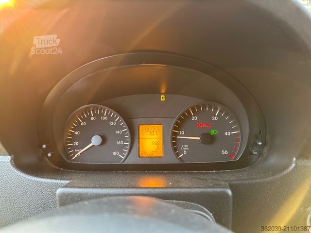 Kylskåpsbil MERCEDES-BENZ Sprinter Kühlkasten 313 CDI Hoch Mittel