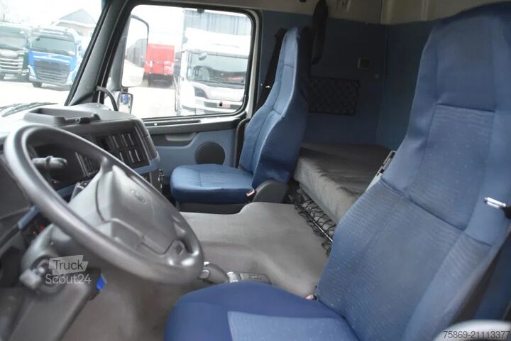 Chasis con cabina Volvo FM 340 4x2 - EURO 5 - 935 TKM - AIRCO - CAB HEA...
