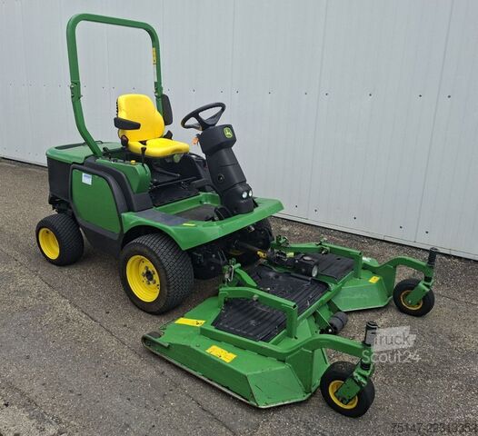 Ruohonleikkuri John Deere 1445 SeriesII 4WD Diesel Frontmäher Mulchmähwerk