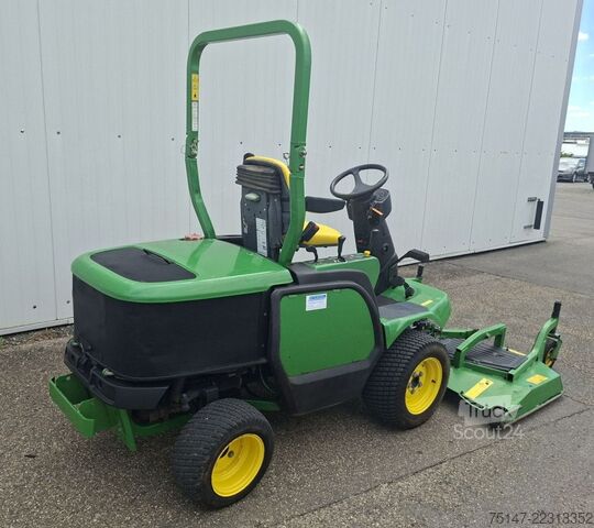 Ruohonleikkuri John Deere 1445 SeriesII 4WD Diesel Frontmäher Mulchmähwerk