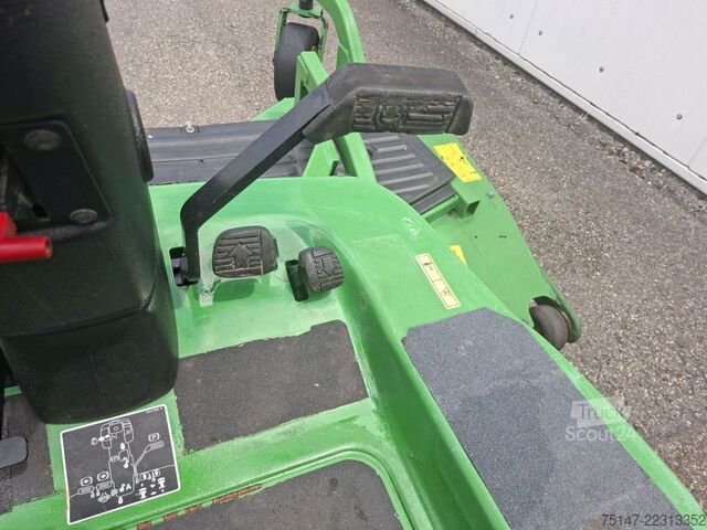 Ruohonleikkuri John Deere 1445 SeriesII 4WD Diesel Frontmäher Mulchmähwerk