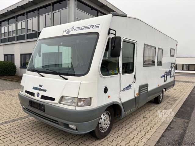 Integrated camper WEINSBERG Komet 680MQ Solar/SAT/Markise/kette/1.Hand