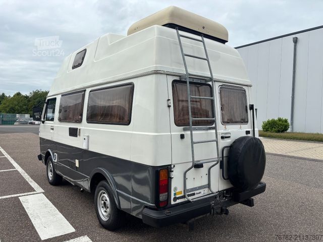 عربة تخييم VOLKSWAGEN LT-28 Westfalia