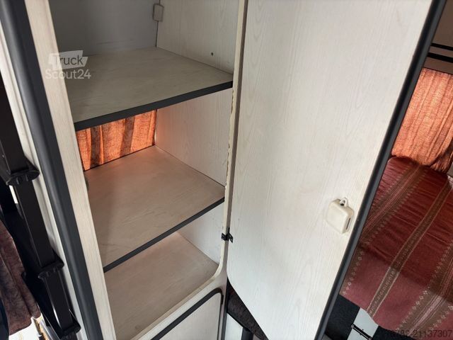 عربة تخييم VOLKSWAGEN LT-28 Westfalia