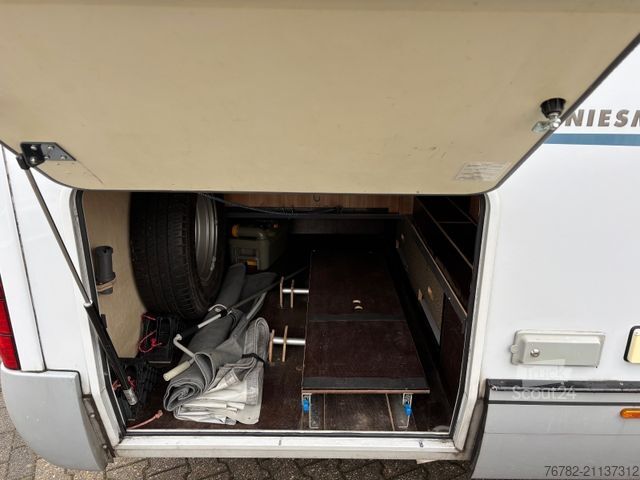 Integrated camper NIESMANN+BISCHOFF Arto 69 3,0d STANDKLIMA*ALKO-AMC*AHK-2t*TÜV neu