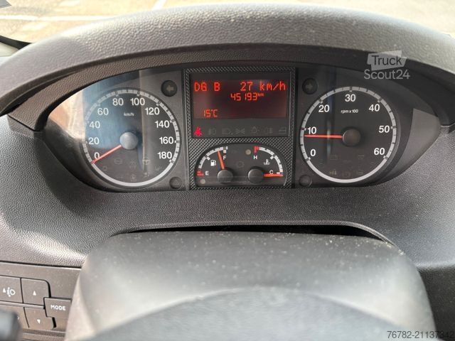 Camper semintegrato EURAMOBIL Profila 670SB Luftfederung*ZR neu*1. HAND