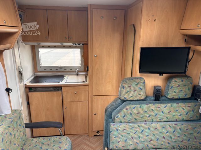 Capucine BÜRSTNER A-532-2 Active SAT Solar Grüne Plakette 4