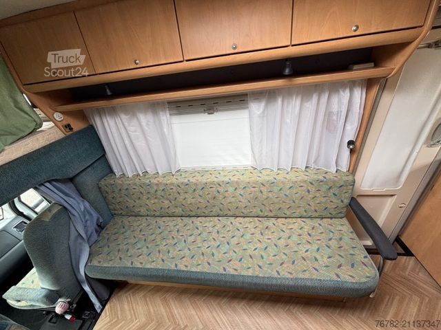 Capucine BÜRSTNER A-532-2 Active SAT Solar Grüne Plakette 4