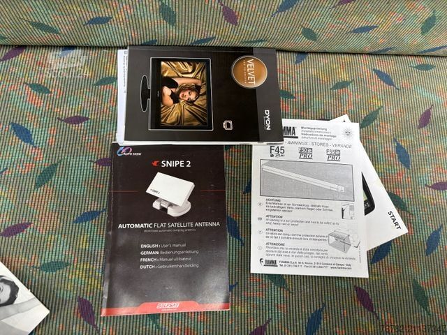 Capucine BÜRSTNER A-532-2 Active SAT Solar Grüne Plakette 4