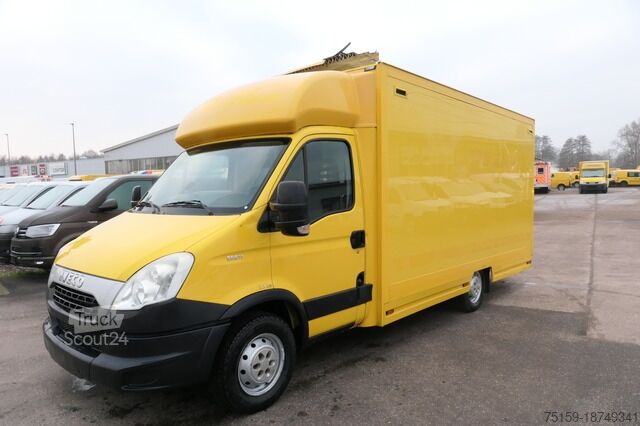 Vrachtwagen met bakwagen iveco Daily 35 S11 C30C AUTOMATIK KAMERA MAXI KAMERA Regale LUFT - EURO 5 - CoC