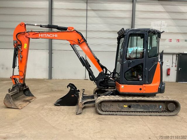 Minibagr Hitachi ZX 55 U-5 A CLR