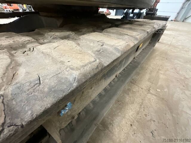 Minibagr Hitachi ZX 55 U-5 A CLR