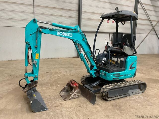 Minibagr Kobelco SK 17 SR-3