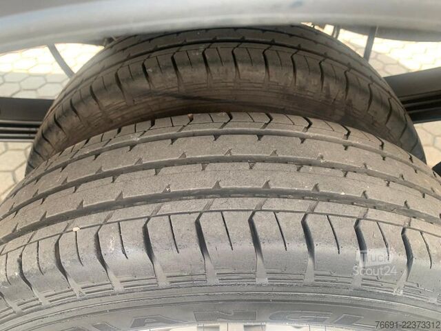 Furgón volquete Ford Transit 350 - Ribaltabile Trilaterale