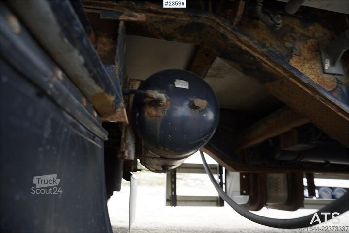   Trailer-Bygg drawbar trailer with full side openin