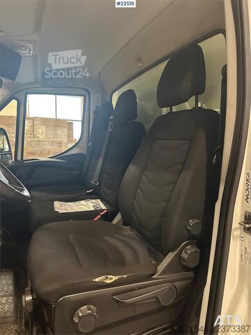 Iveco Daily 70C18 Box Truck – Full Side Opening – 11 Pal
