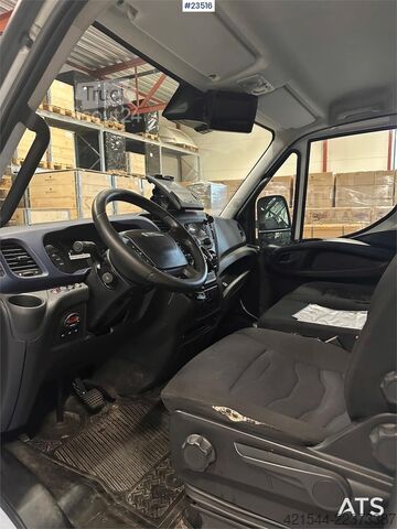  Iveco Daily 70C18 Box Truck – Full Side Opening – 11 Pal
