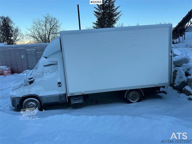  Iveco Daily box truck w/ lift and 2 sets of tires – Will