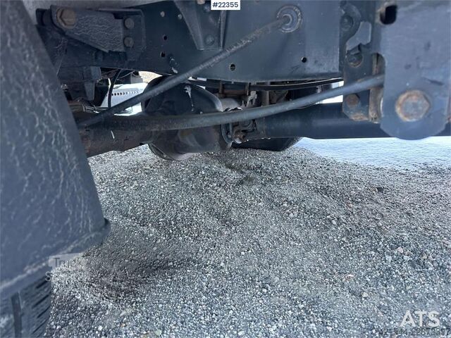  Iveco Daily box truck w/ lift and 2 sets of tires – Will