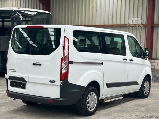Minibus FORD Transit Custom 2.0 TdCi L1H1 9Sitze Motor Defect