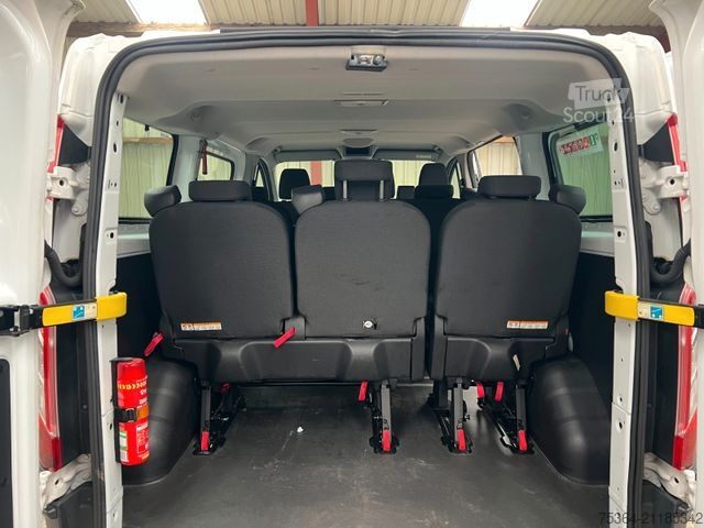 Minibus FORD Transit Custom 2.0 TdCi L1H1 9Sitze Motor Defect