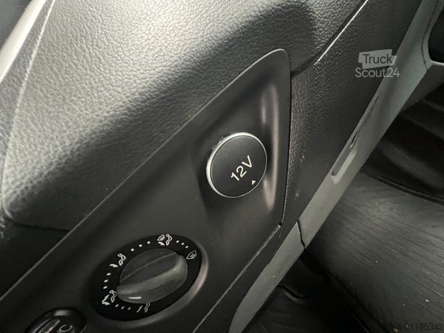 Minibus FORD Transit Custom 2.0 TdCi L1H1 9Sitze Motor Defect